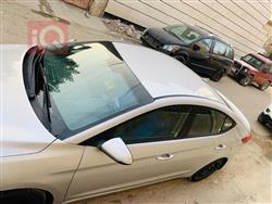 هیۆندای ئەلەنترا